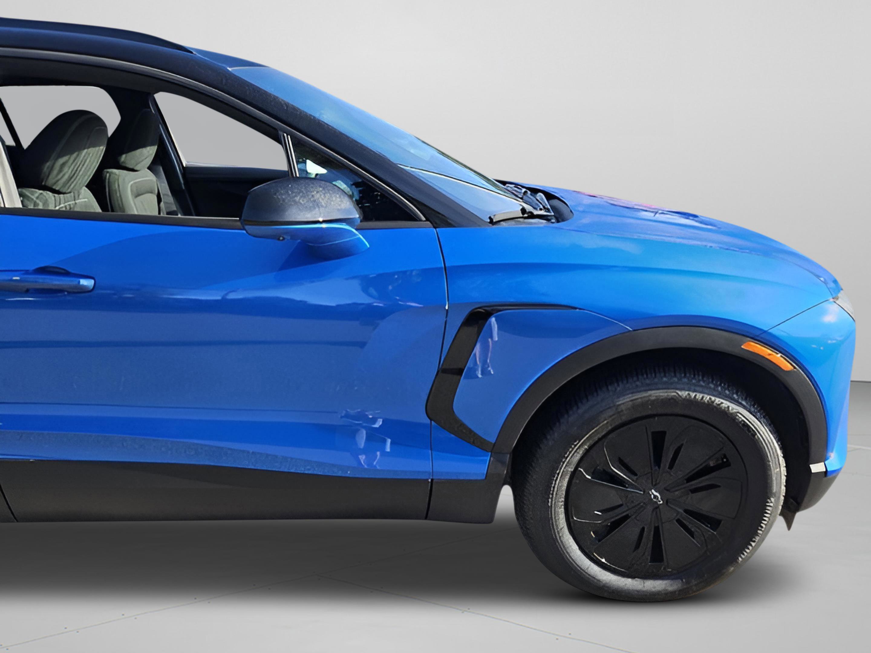 New 2025 Chevrolet Blazer EV LT w/ Midnight/Sport Edition image 7