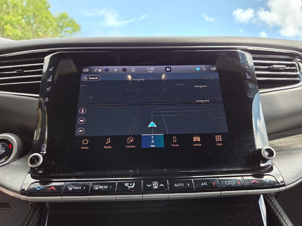Certified 2024 Jeep Wagoneer Series II AWD/4WD image 34