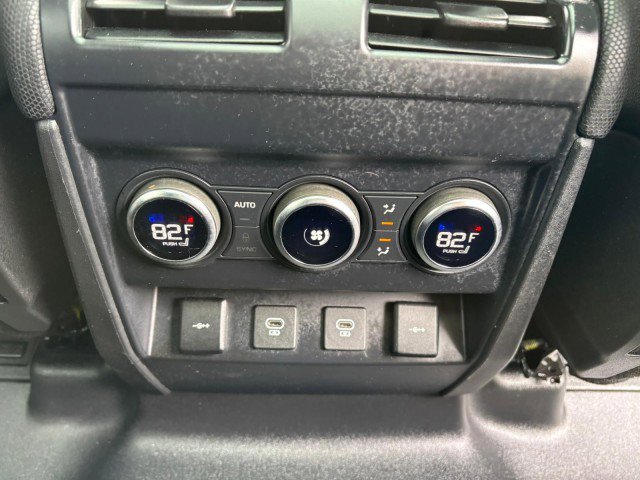 Used 2022 Land Rover Defender 110 X-Dynamic SE image 15