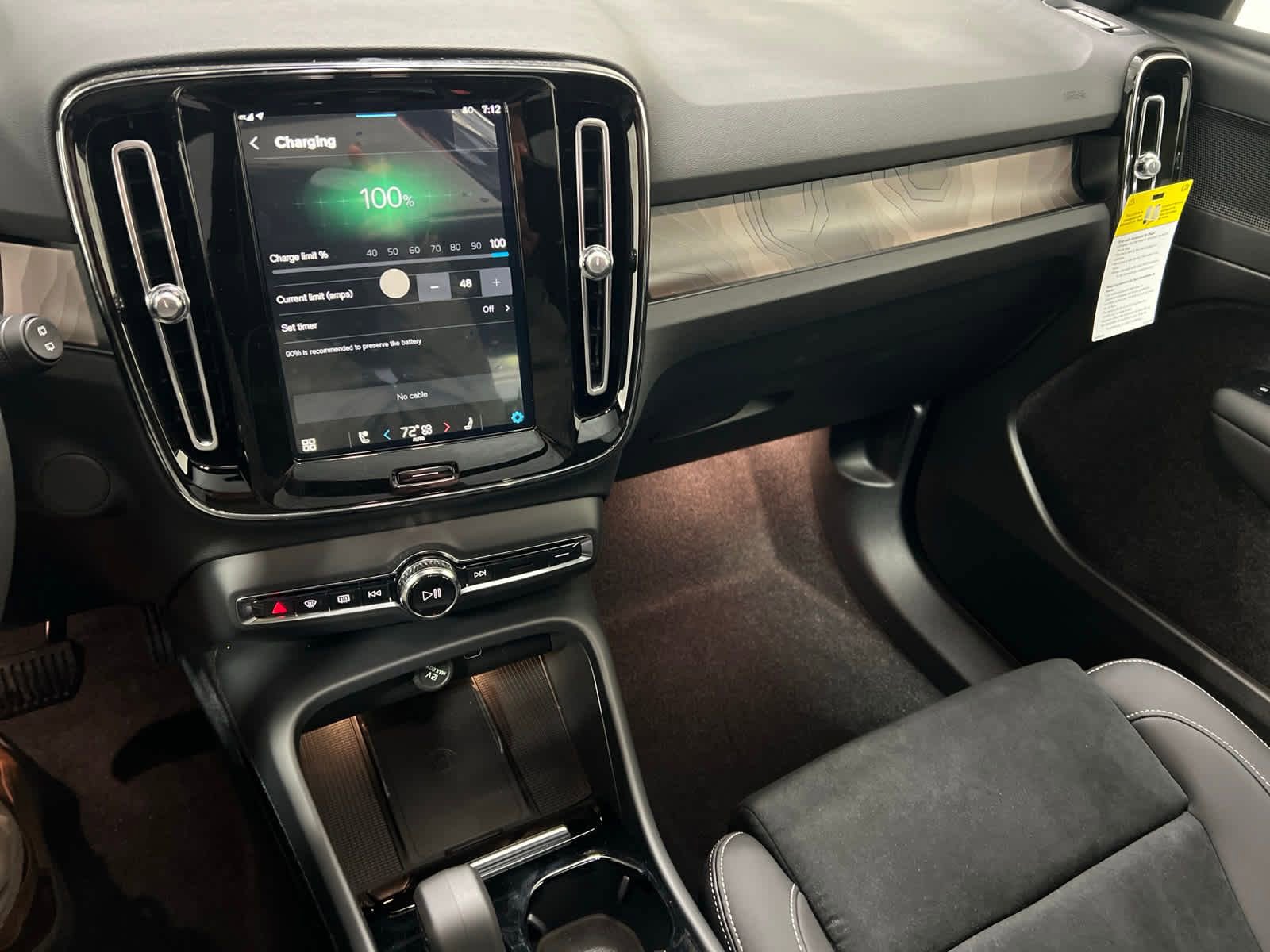 New 2024 Volvo XC40 Recharge Plus image 10