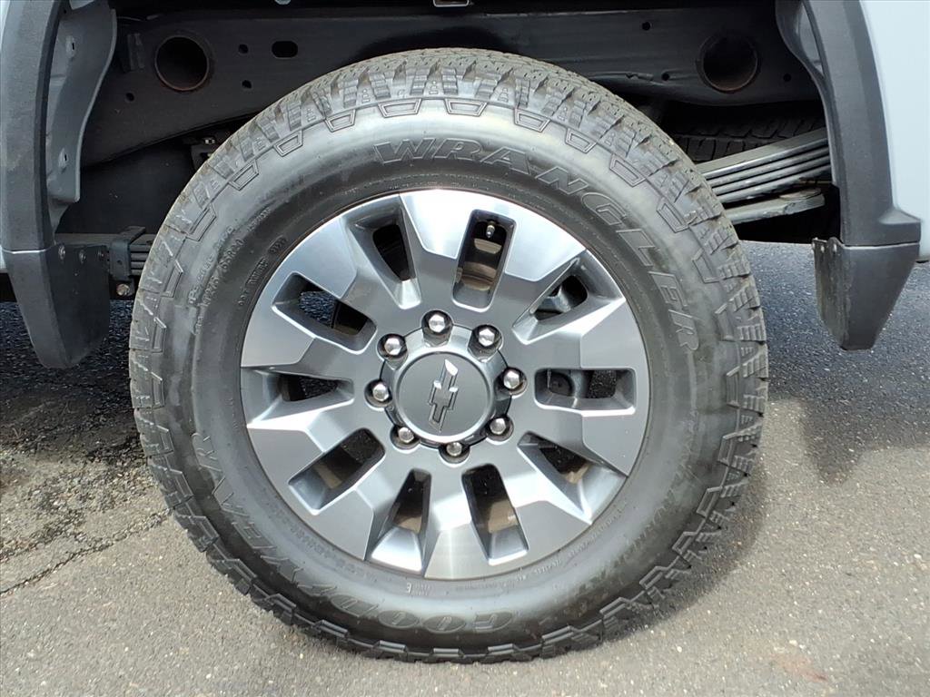 Certified 2025 Chevrolet Silverado 2500 Custom w/ Custom Value Package image 16