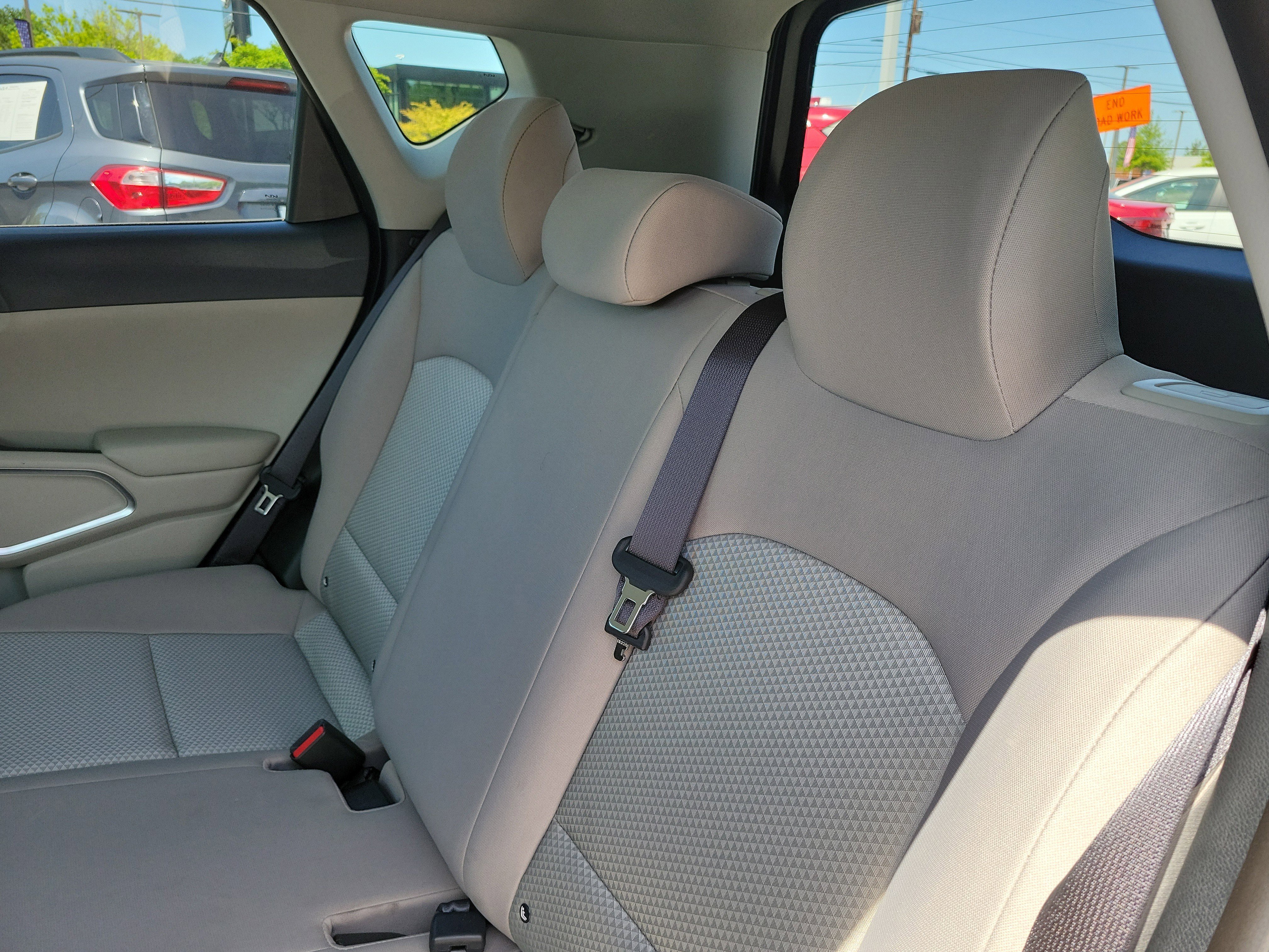 Used 2025 Kia Soul LX FWD image 10