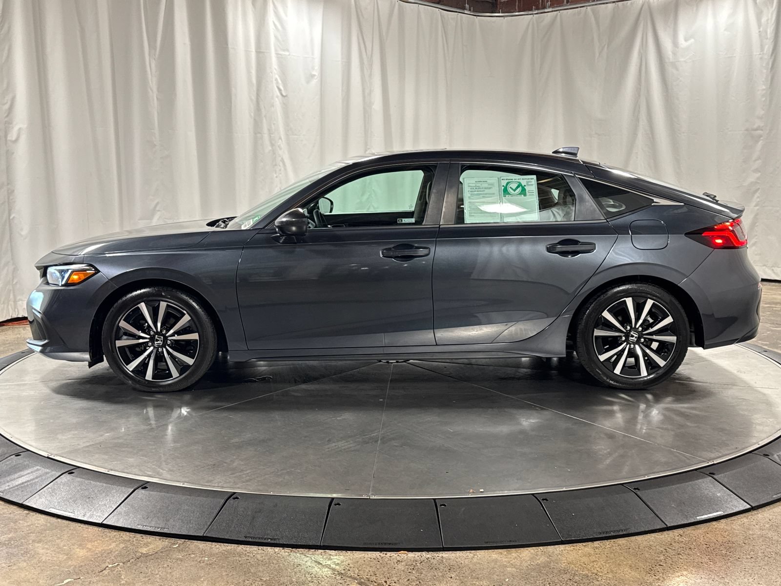 Certified 2023 Honda Civic EX-L image 6