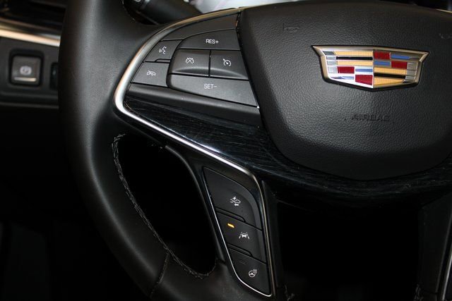 Used 2025 Cadillac XT5 Premium Luxury image 23