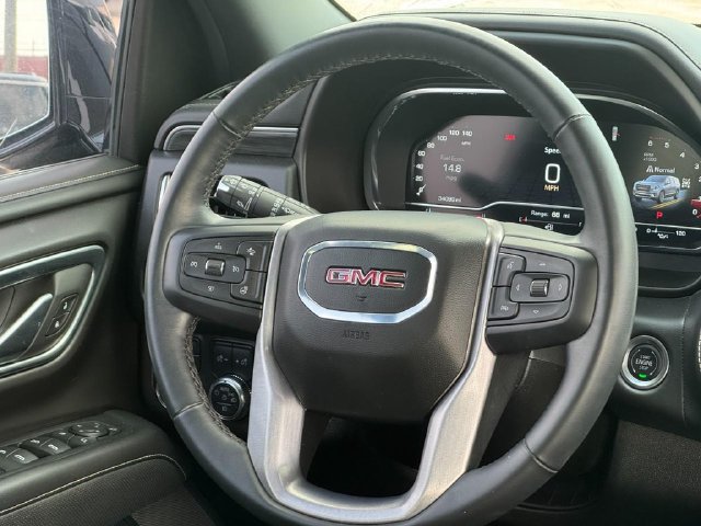 Used 2024 GMC Yukon XL SLT w/ SLT Luxury Package AWD/4WD image 18
