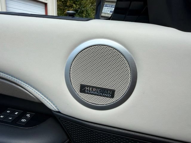 Used 2020 Land Rover Discovery HSE Luxury AWD/4WD image 23