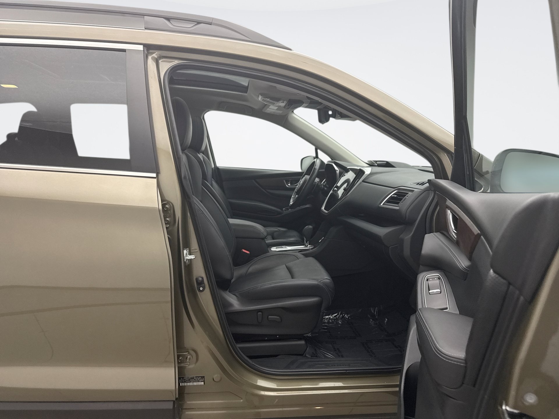 Used 2023 Subaru Ascent Touring AWD/4WD image 19