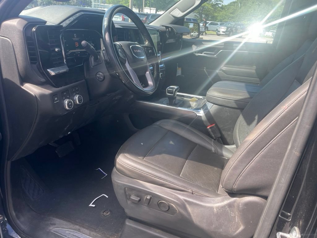 Used 2023 GMC Sierra 1500 SLT w/ SLT Convenience Package AWD/4WD image 8