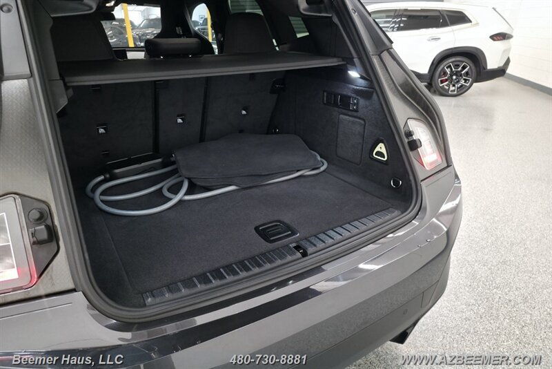 Used 2023 BMW iX xDrive50 w/ Convenience Package AWD/4WD image 13