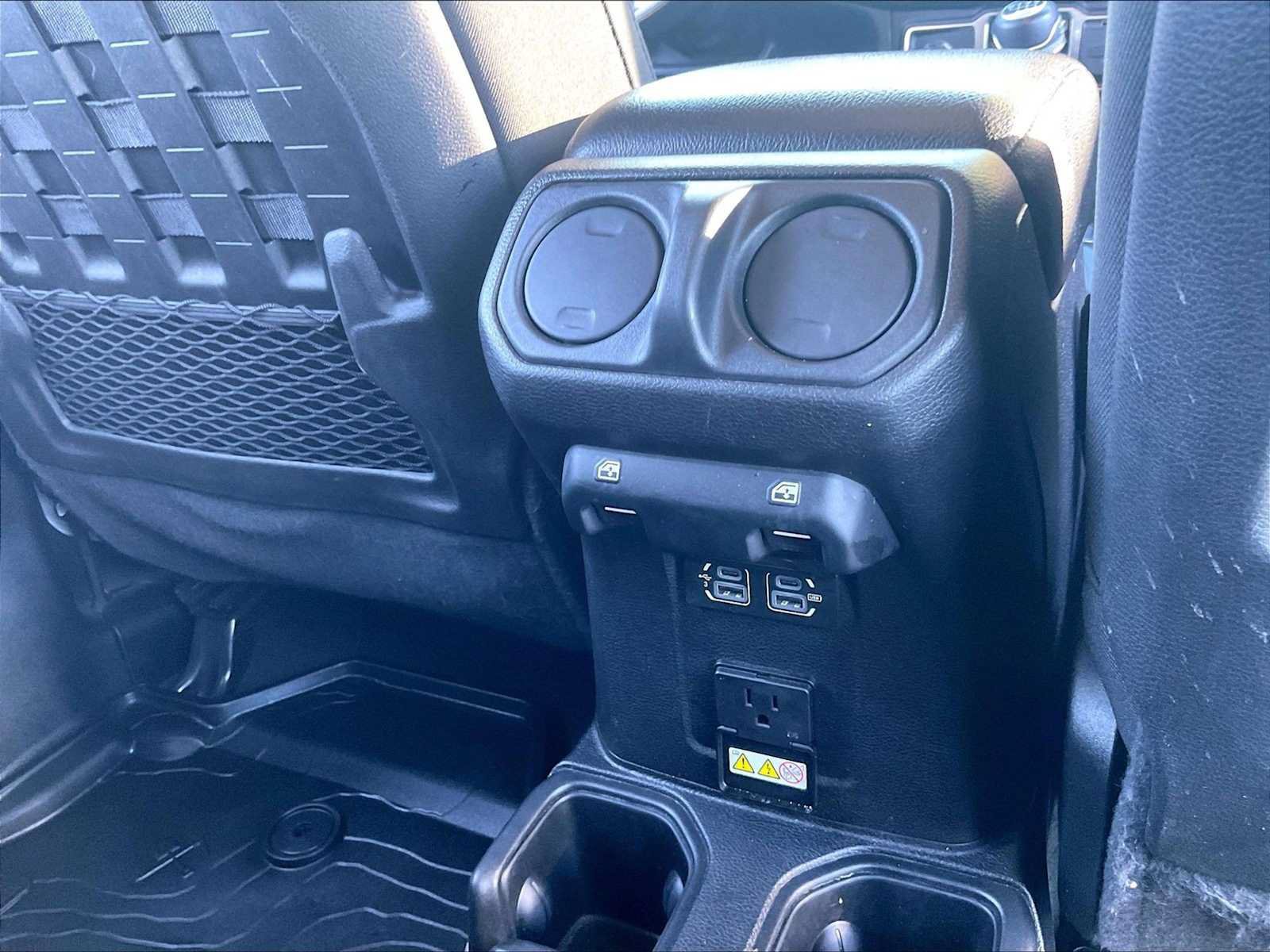 Used 2020 Jeep Wrangler Unlimited Rubicon AWD/4WD image 34