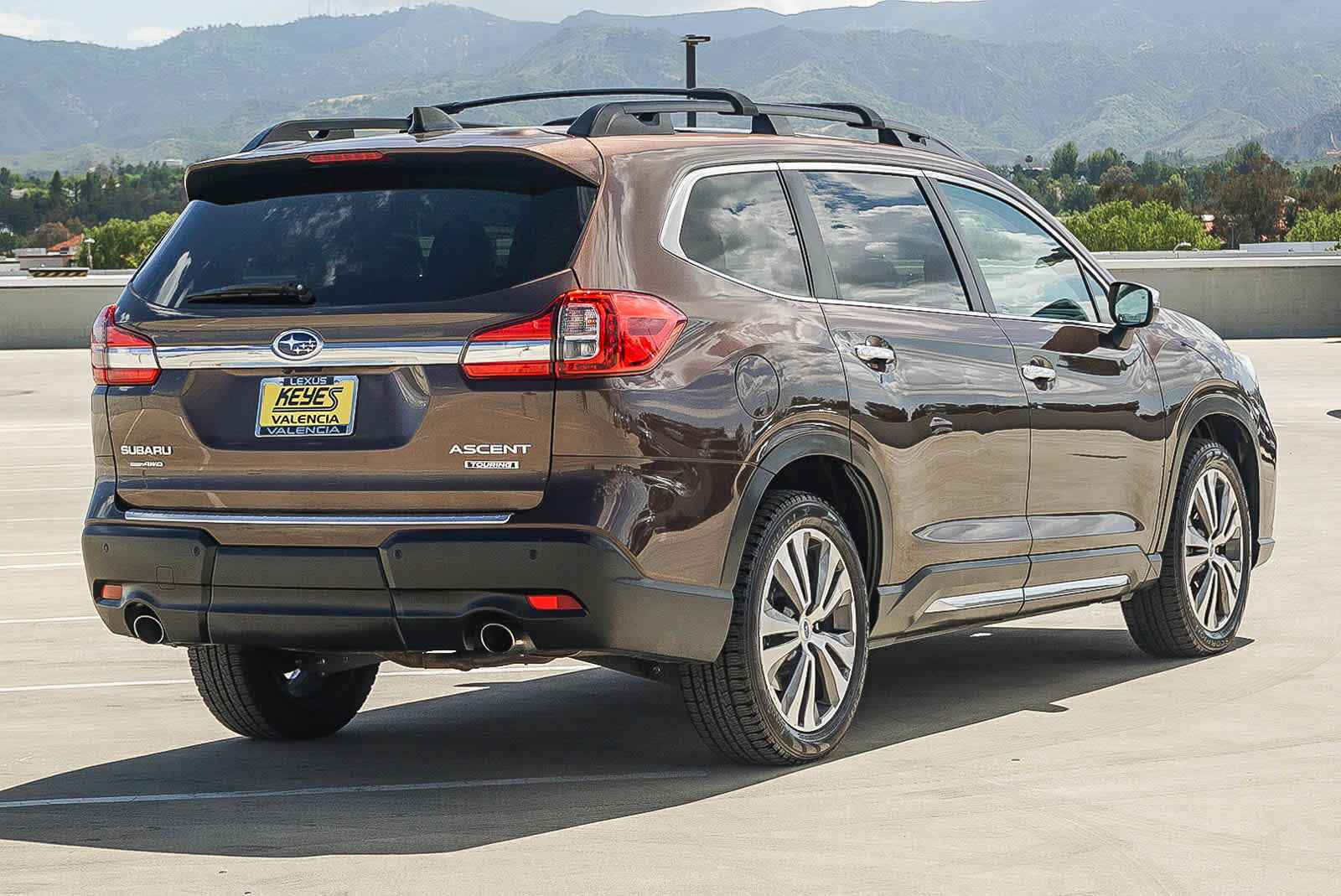 Used 2019 Subaru Ascent Touring w/ Popular Package #3 AWD/4WD image 4