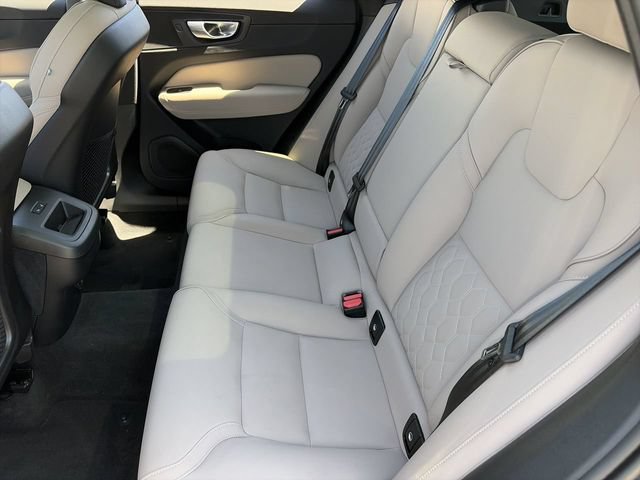Certified 2026 Volvo XC60 B5 Plus AWD/4WD image 17