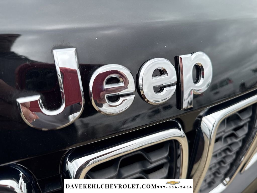 Used 2020 Jeep Grand Cherokee Limited w/ Luxury Group II image 35