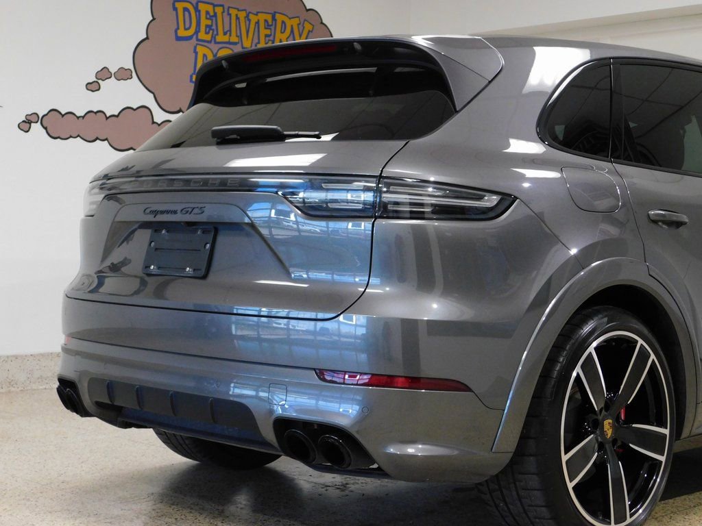Used 2021 Porsche Cayenne GTS image 91
