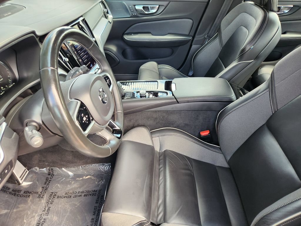 Used 2021 Volvo S60 T8 R-Design AWD/4WD image 4