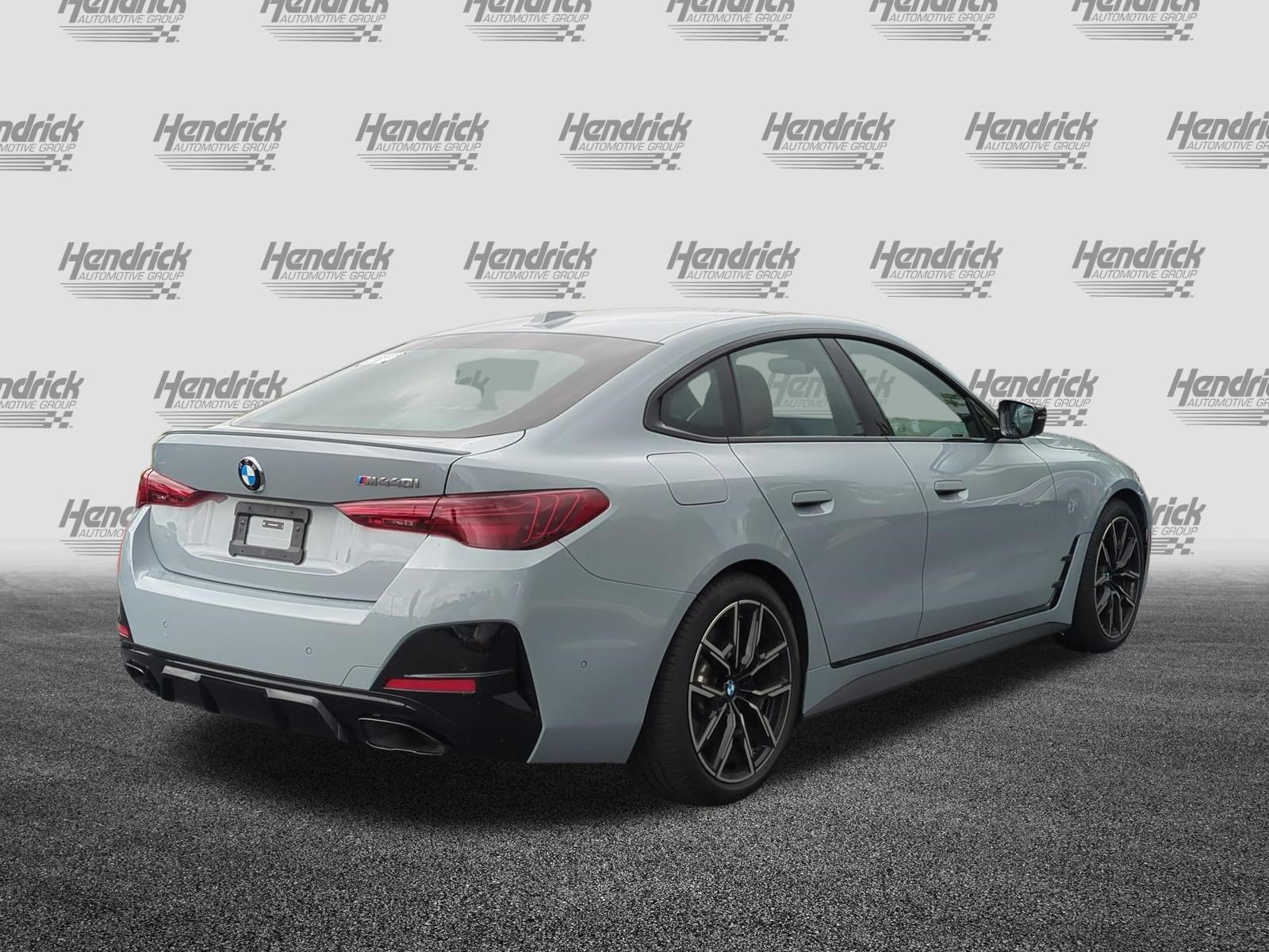 Used 2025 BMW M440i RWD image 10