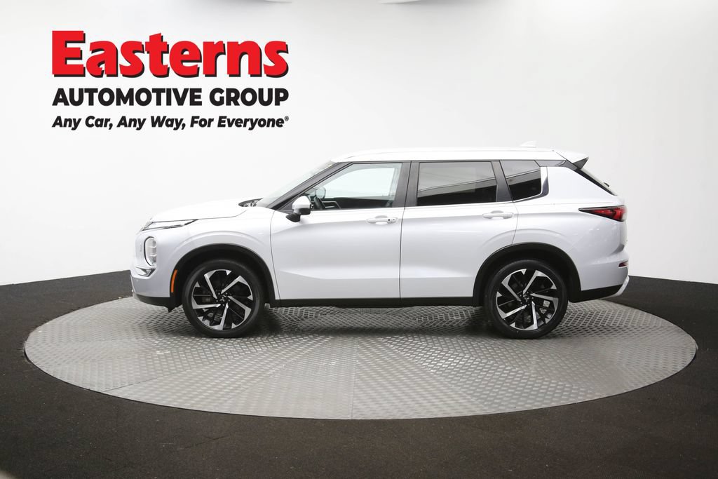 Used 2024 Mitsubishi Outlander SE AWD/4WD image 59