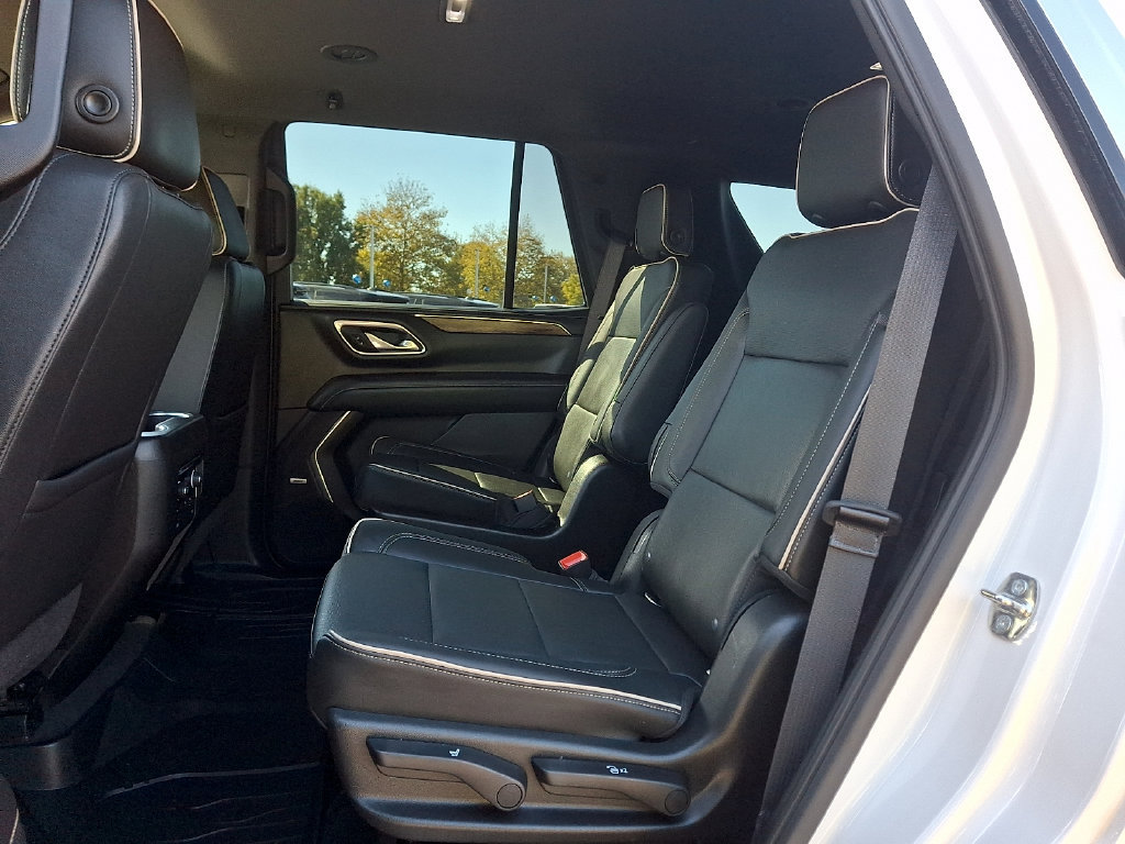 Used 2021 Chevrolet Tahoe Premier AWD/4WD image 10