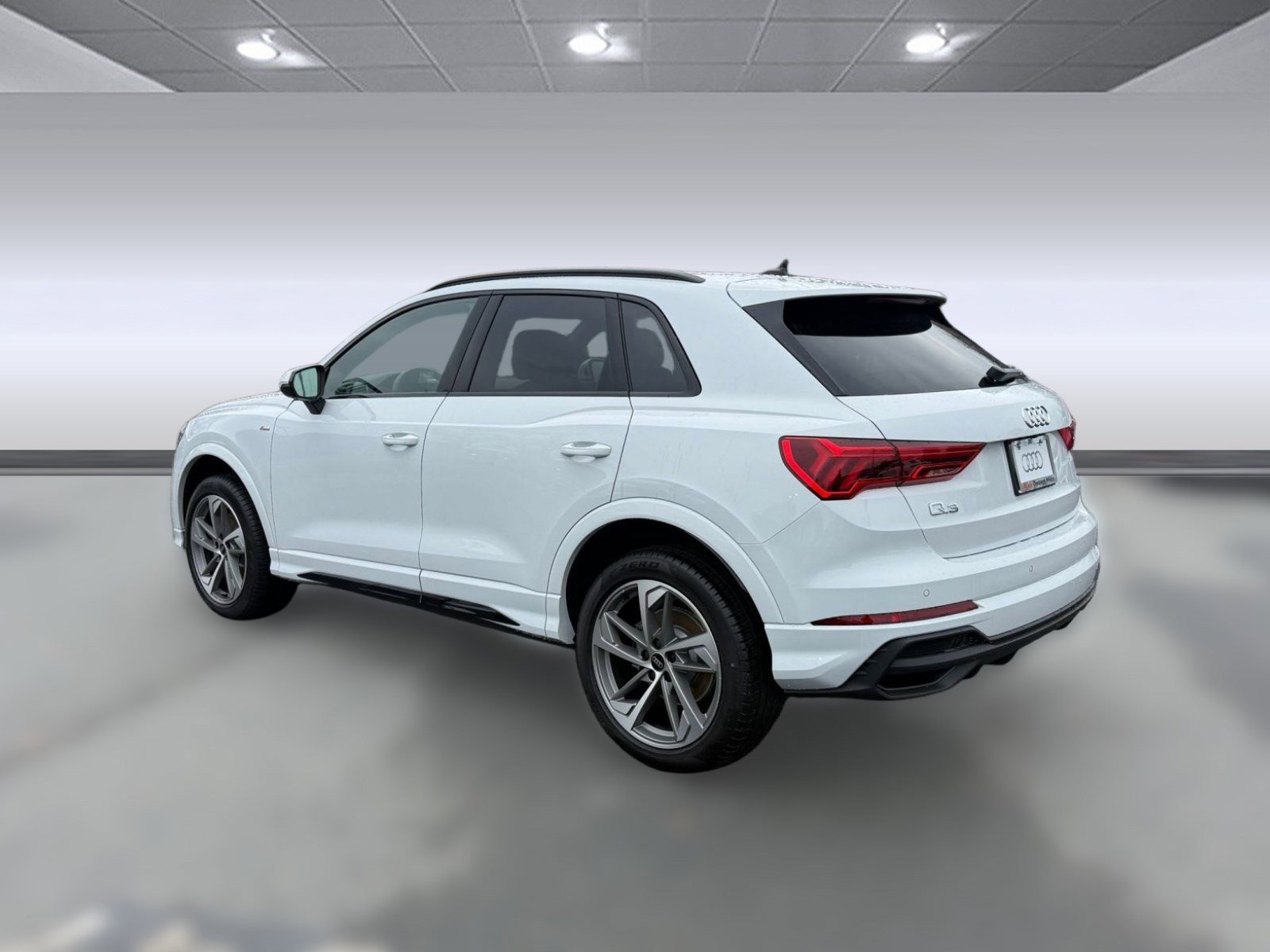 New 2025 Audi Q3 2.0T Premium image 2