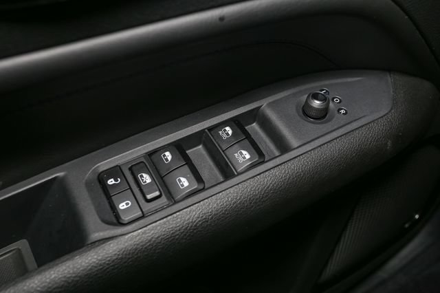 Used 2026 Jeep Compass Limited AWD/4WD image 35