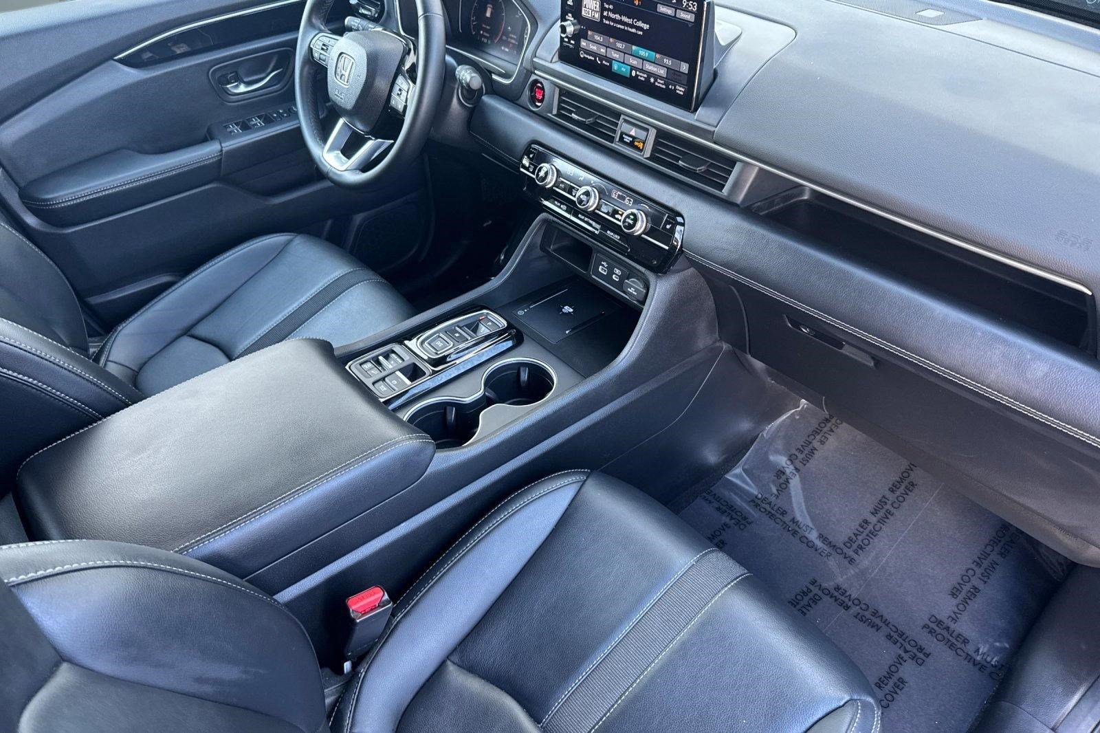 Certified 2025 Honda Pilot Touring image 32