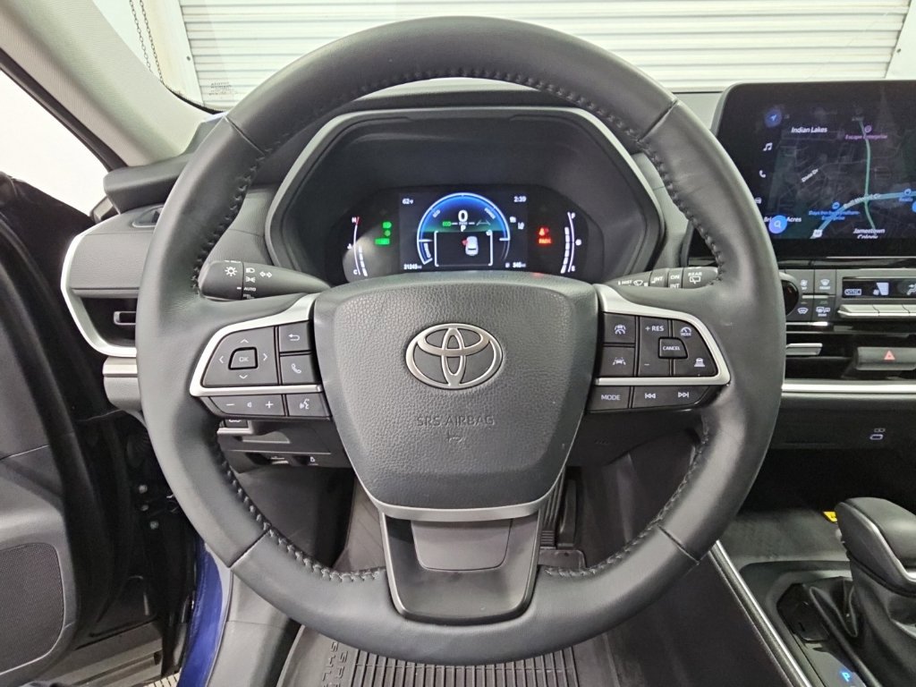 Used 2026 Toyota Grand Highlander XLE FWD image 25