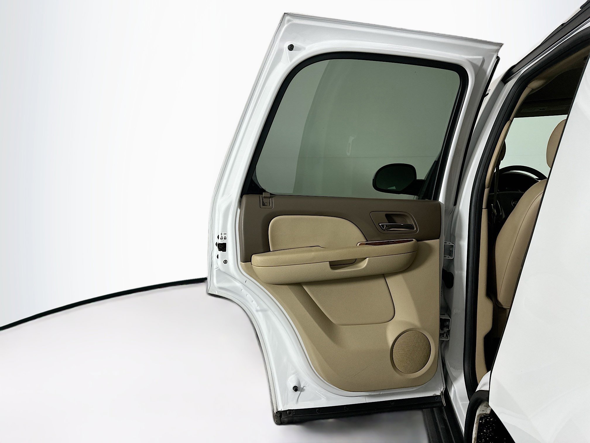 Used 2014 Chevrolet Tahoe LS w/ All-Star Edition RWD image 23