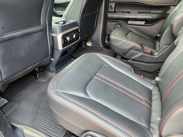 Used 2024 Ford Expedition Limited AWD/4WD image 9