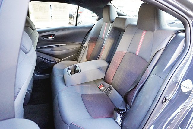 Used 2026 Toyota Corolla SE w/ SE Package FWD image 24