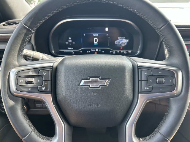 Used 2023 Chevrolet Tahoe Z71 w/ Luxury Package AWD/4WD image 35