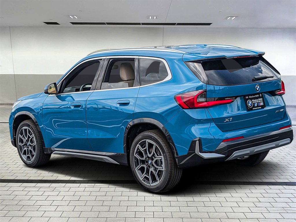 New 2025 BMW X1 xDrive28i w/ Technology Package image 3