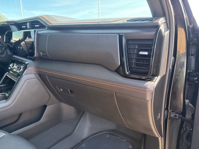 Used 2024 GMC Sierra 2500 AT4 w/ Technology Package image 58