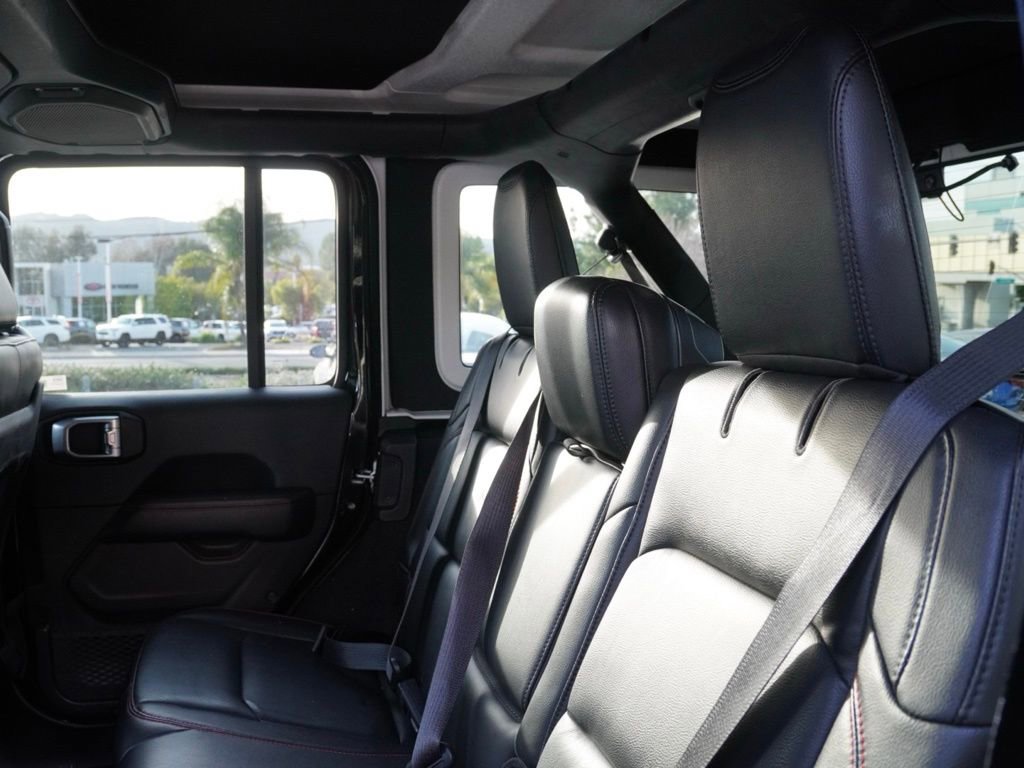 Used 2018 Jeep Wrangler Unlimited Rubicon image 18