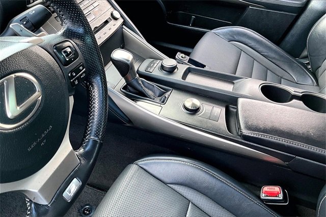 Used 2020 Lexus IS 300 F Sport image 17