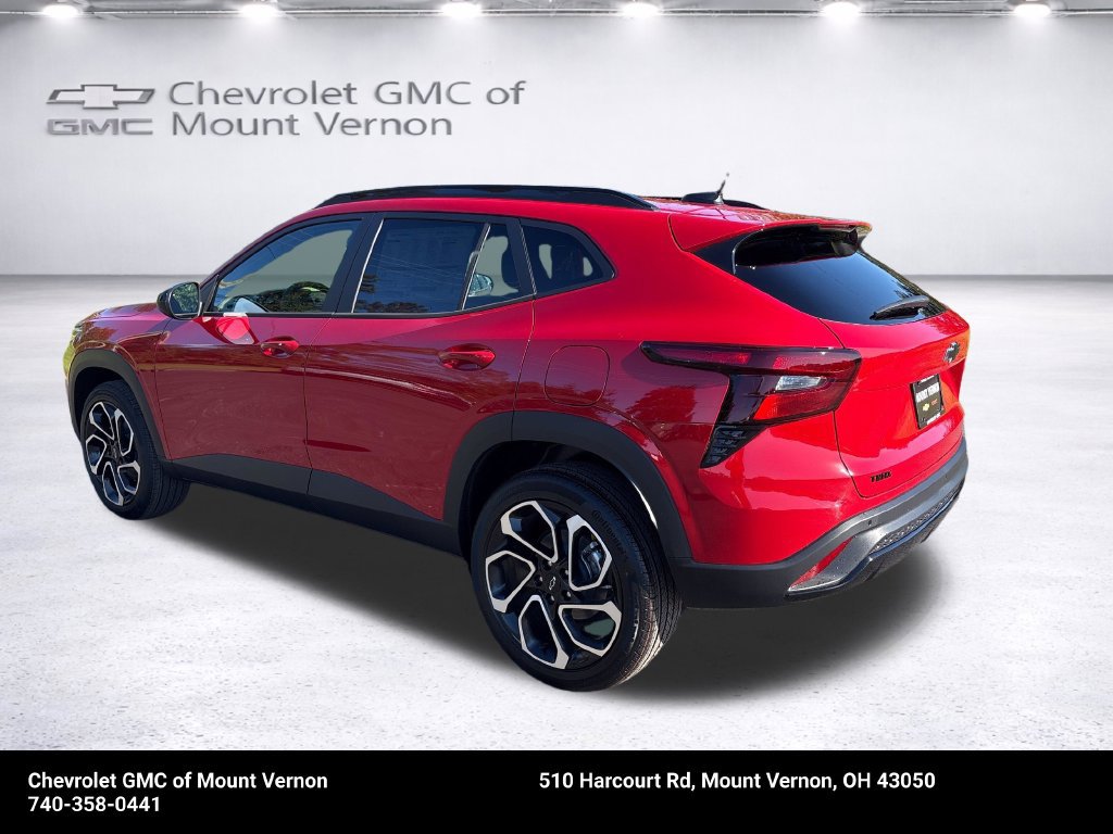 New 2026 Chevrolet Trax RS w/ Driver Confidence Package FWD image 3