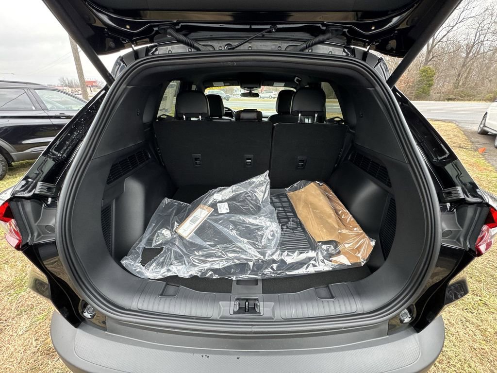 New 2026 Ford Escape ST-Line Select w/ Equipment Group 401A image 23