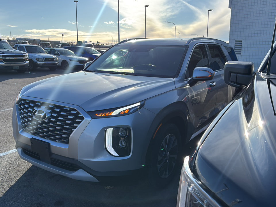 Used 2022 Hyundai Palisade SEL image 1