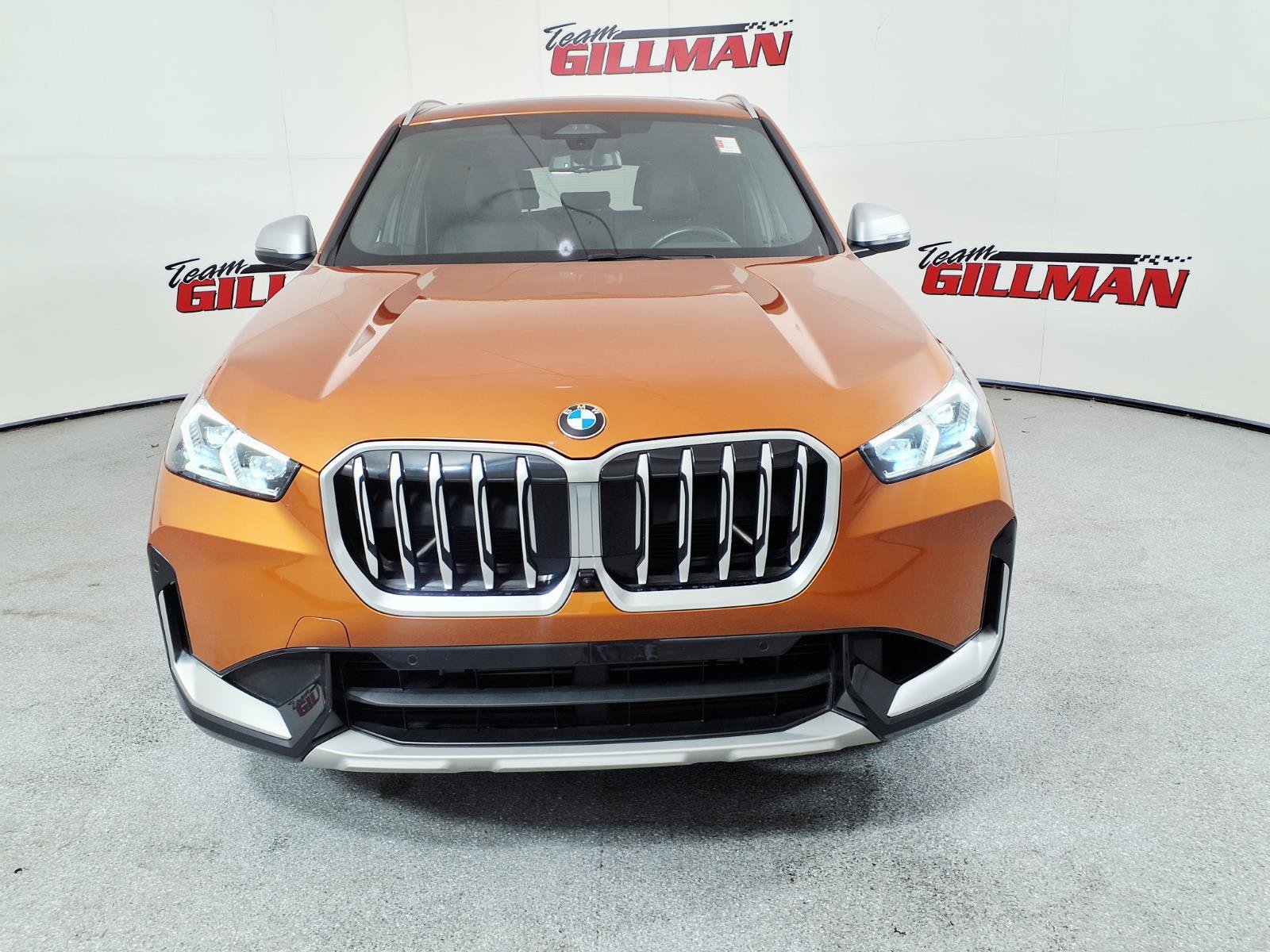 Used 2024 BMW X1 xDrive28i AWD/4WD image 2