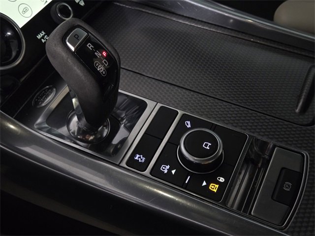 Used 2019 Land Rover Range Rover Sport HST image 28