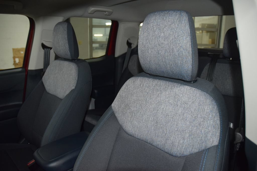 Used 2026 Ford Maverick XLT w/ Equipment Group 301A AWD/4WD image 39