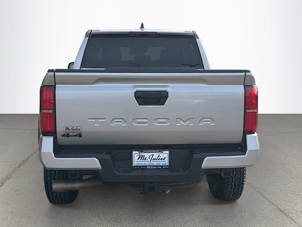 Used 2024 Toyota Tacoma TRD Off-Road image 5