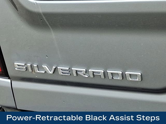 Used 2025 Chevrolet Silverado 2500 LTZ w/ LTZ Convenience Package image 32