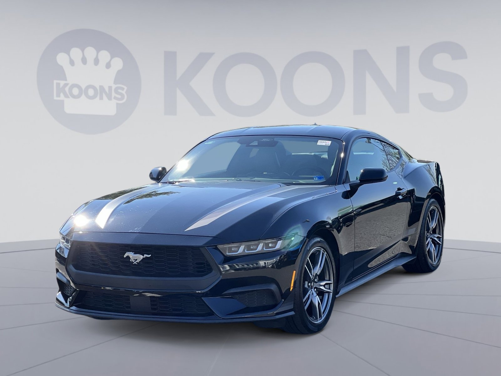 Used 2024 Ford Mustang Coupe image 1