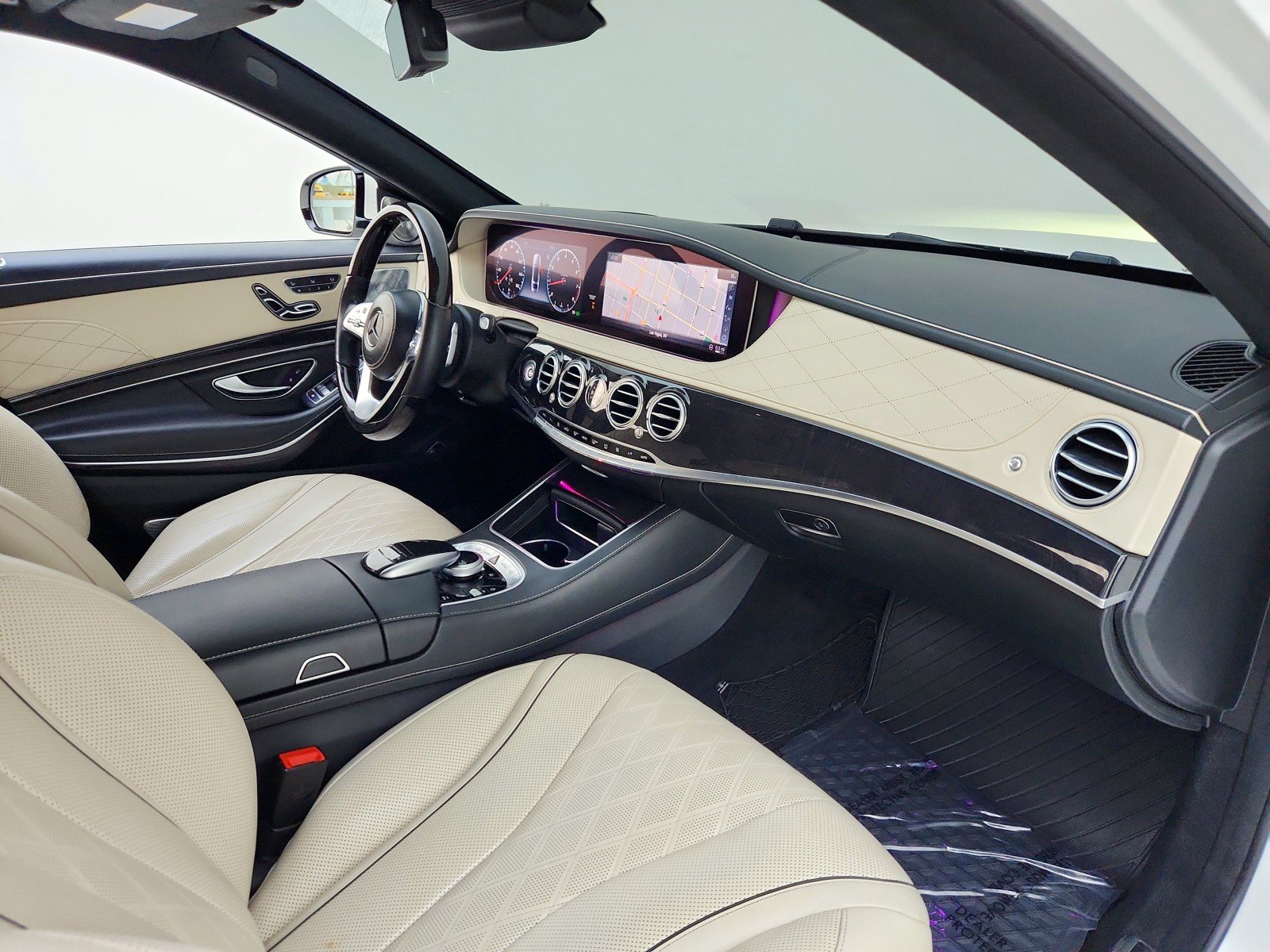 Used 2018 Mercedes-Benz S 560 Sedan image 29