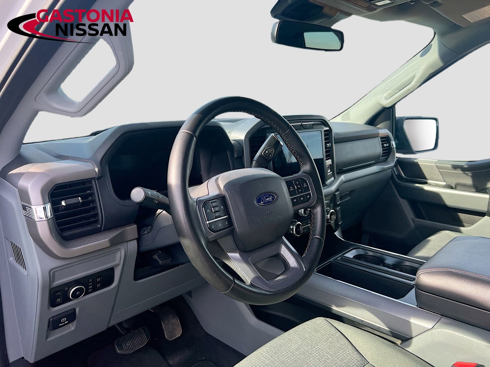 Used 2024 Ford F150 XLT w/ Mobile Office Package image 11