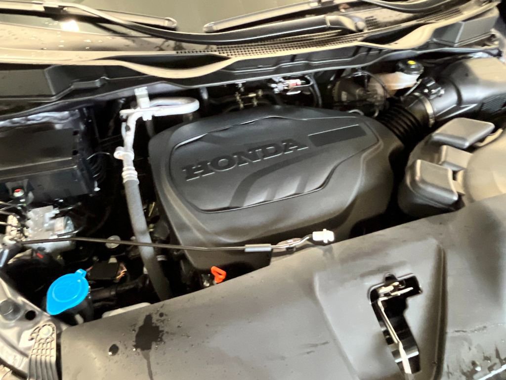 New 2026 Honda Odyssey Touring image 12