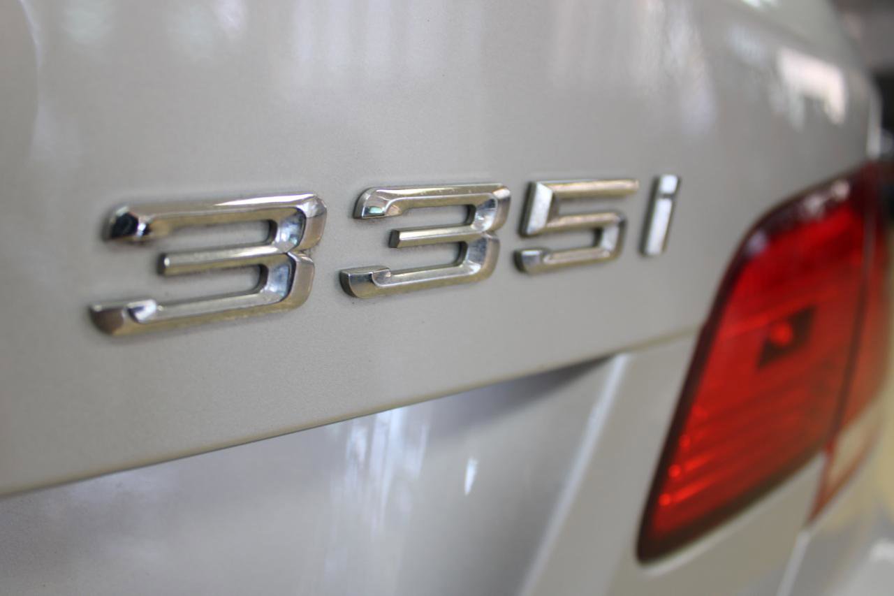 Used 2009 BMW 335i Coupe image 18