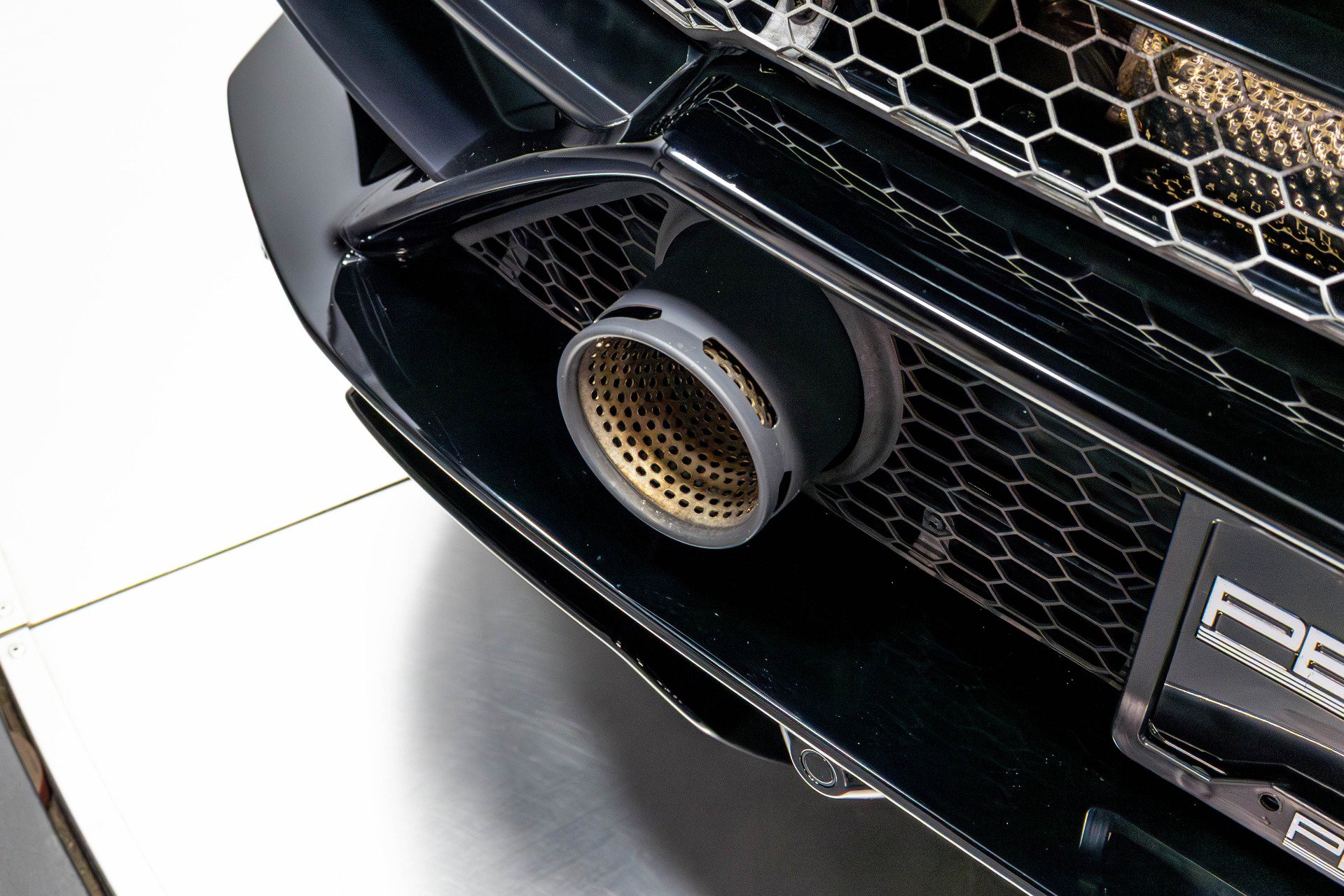 Used 2021 Lamborghini Huracan EVO RWD image 55