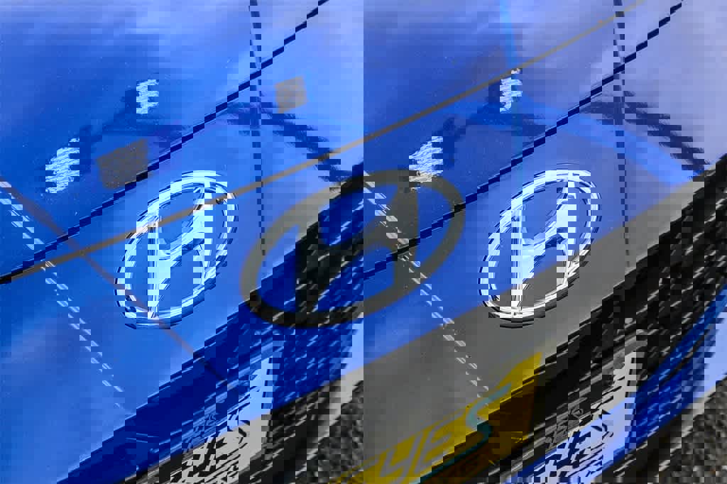 Used 2023 Hyundai Elantra Blue w/ Cargo Package image 13