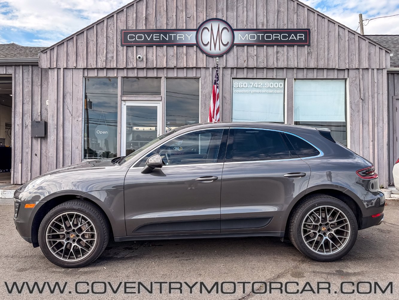 Used 2015 Porsche Macan S AWD/4WD image 1